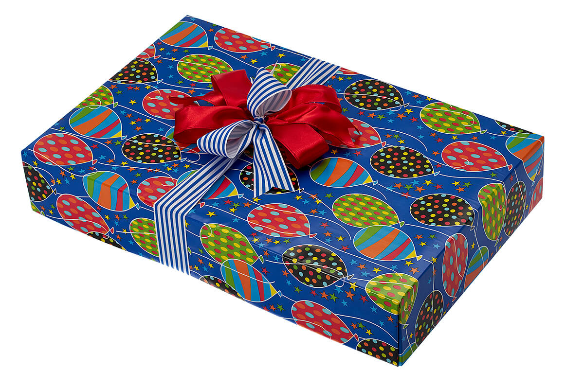 Large Apparel Box – Botanical Print, Closed